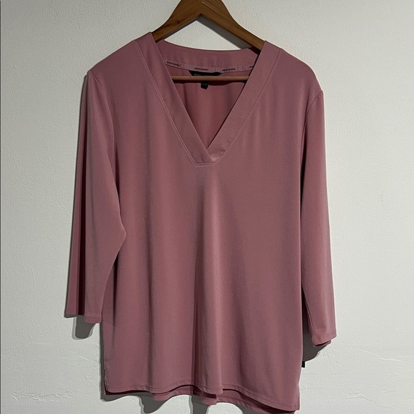 Banana Republic Tops - Banana Republic Mauve V-Neck Blouse